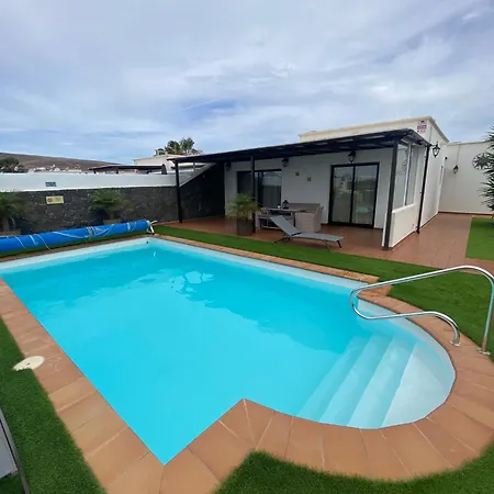 Vista Montana Villa